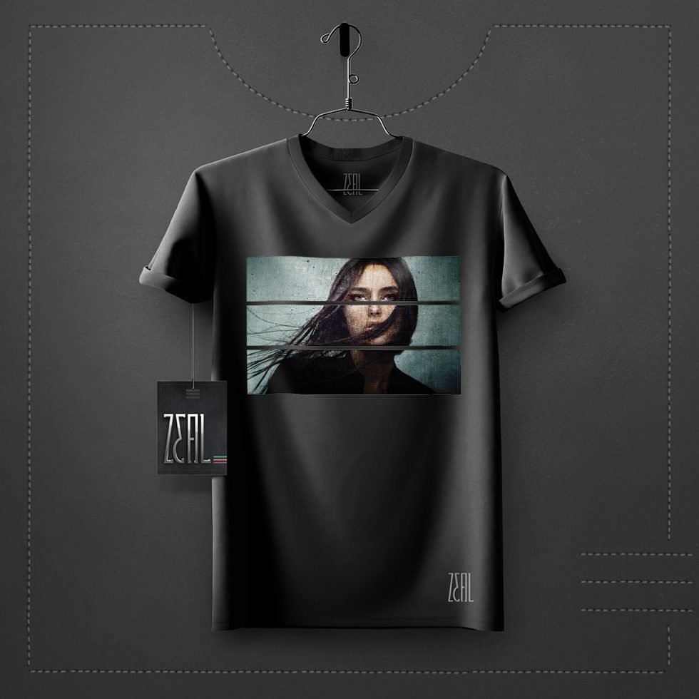 Women face V-neck Round neck T-shirt Women face V-neck Round neck T-shirt