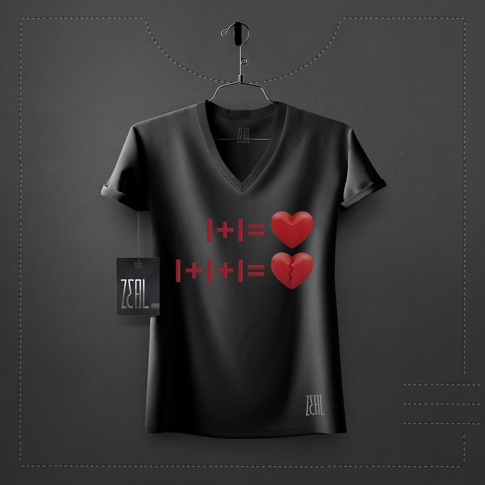 Love V-neck Round neck T-shirt Love V-neck Round neck T-shirt