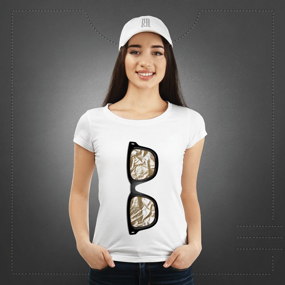 female_t-shirt_mock up_front44