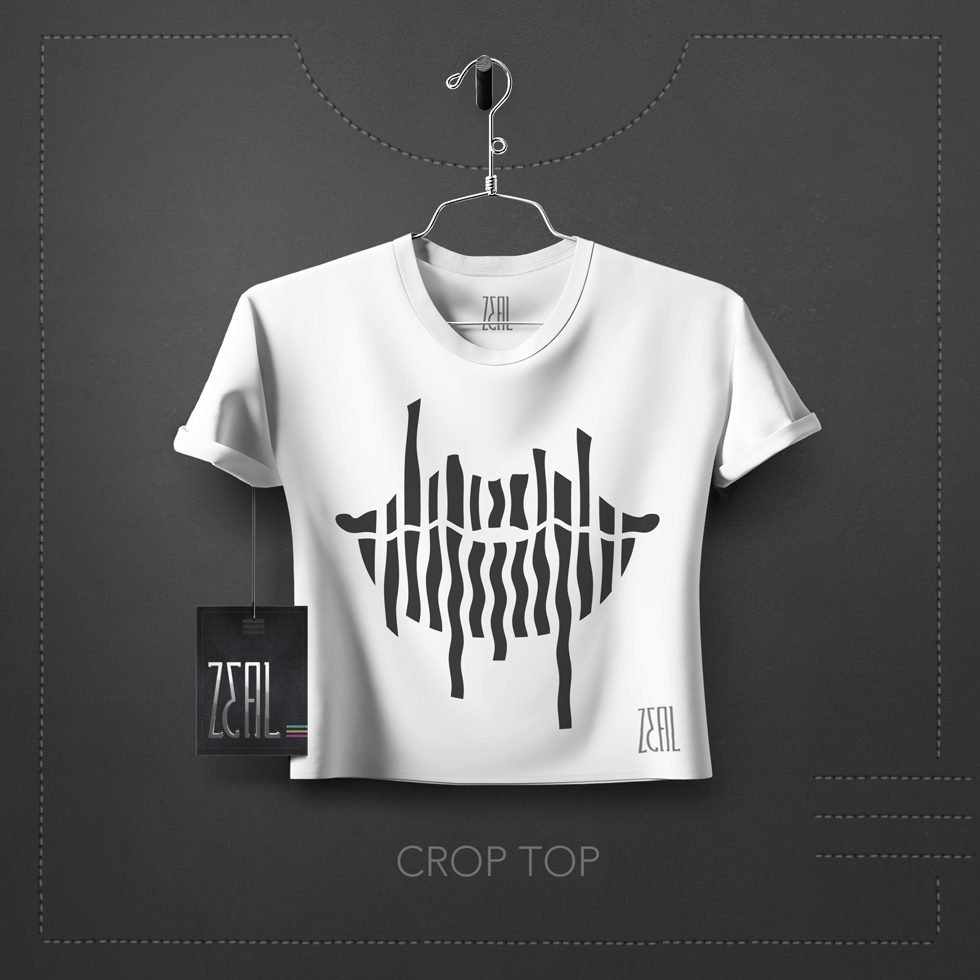 CROP-TOP-ABSTRACT-LIPS