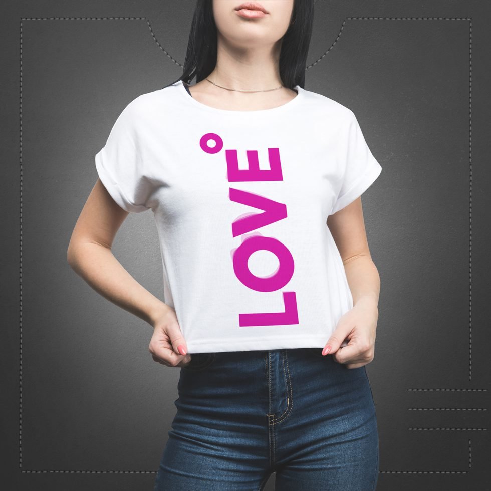 CROP-TOP-T-SHIRT-MOCK-UP.-R_18