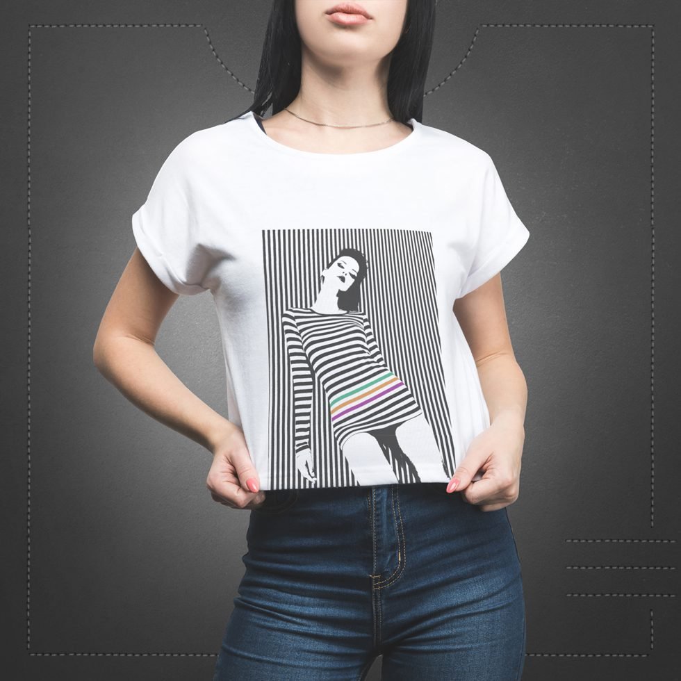 CROP-TOP-T-SHIRT-MOCK-UP.-R_22