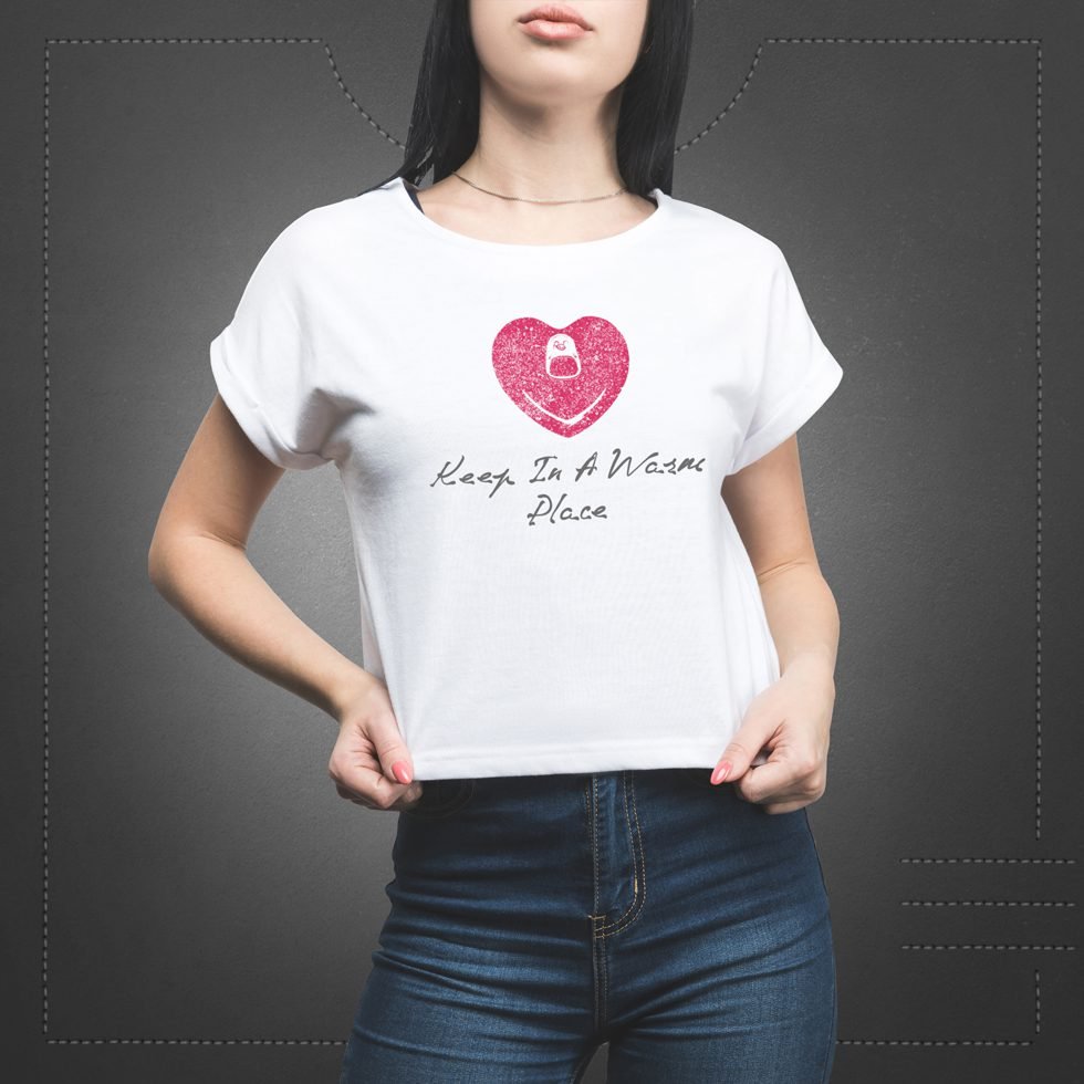 CROP-TOP-T-SHIRT-MOCK-UP.-R_24
