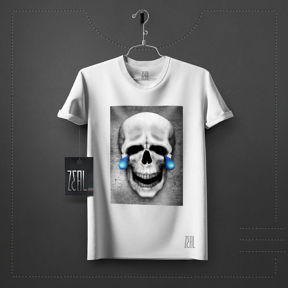 Skull tears V-neck Round neck T-shirt Skull tears V-neck Round neck T-shirt