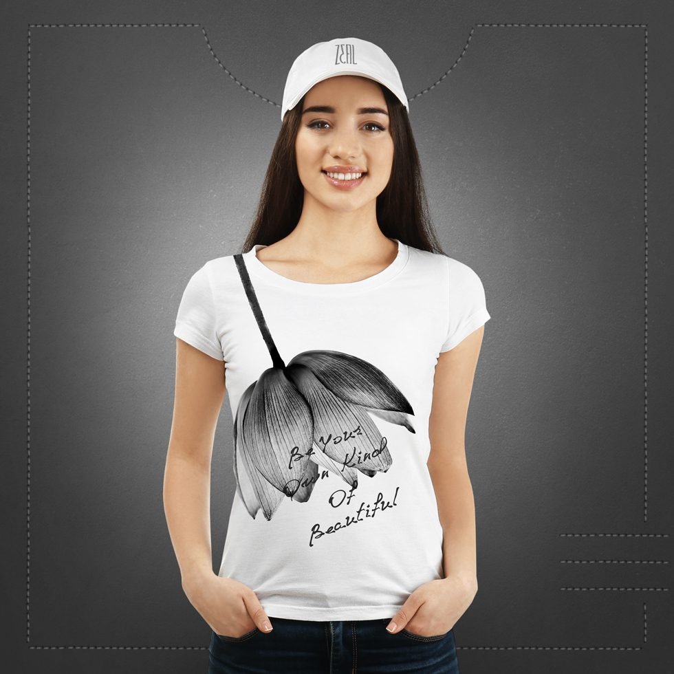 female_t-shirt_mock-up_front521
