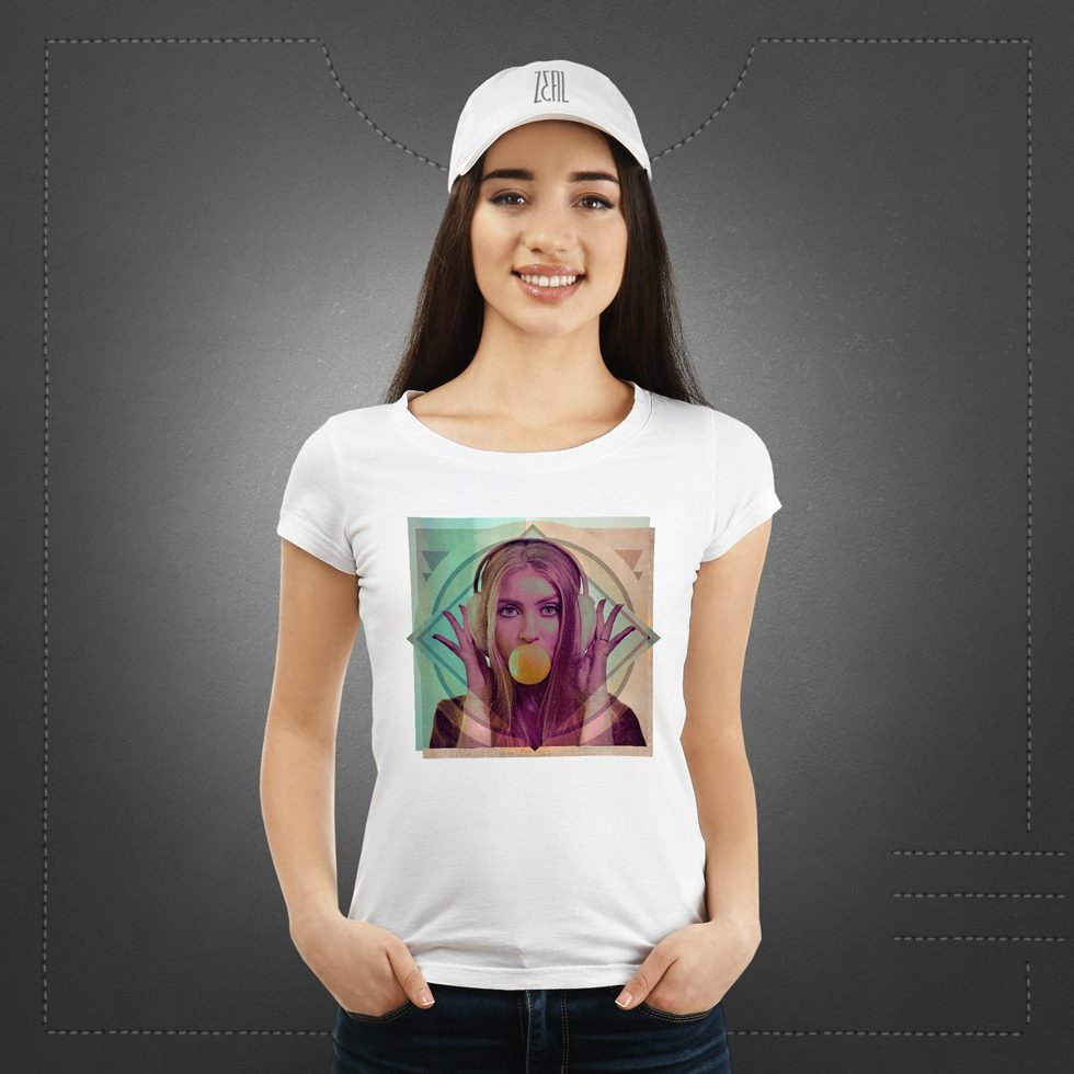female_t-shirt_mock-up_front_9